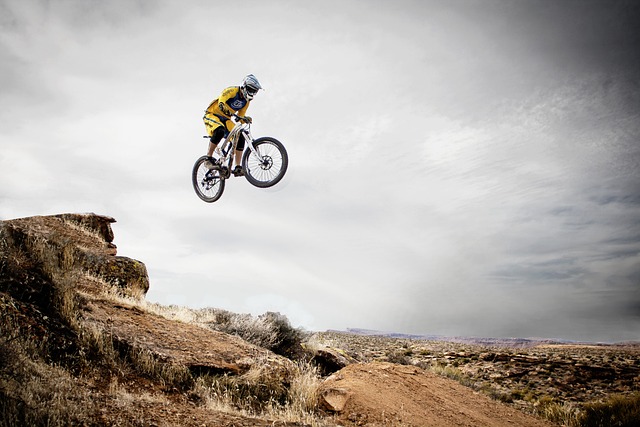 Unleashing Thrilling Speeds: Discover the Fast Pace of Electric Dirt Bikes!